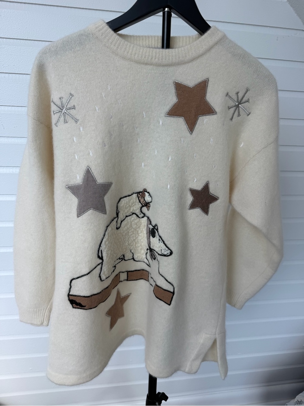 Vintage Shops On Board Lambswool Sweater XL Sheep Appliqué Stars Ivory Novelty